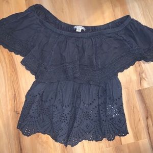 off the shoulder cropped shirt